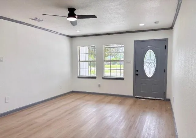 Photo 3 of Sale Pending at 317 San Jacinto St, La Porte, TX 77571 | MLS# 80717543 | Listing updated on 2026-09-20
