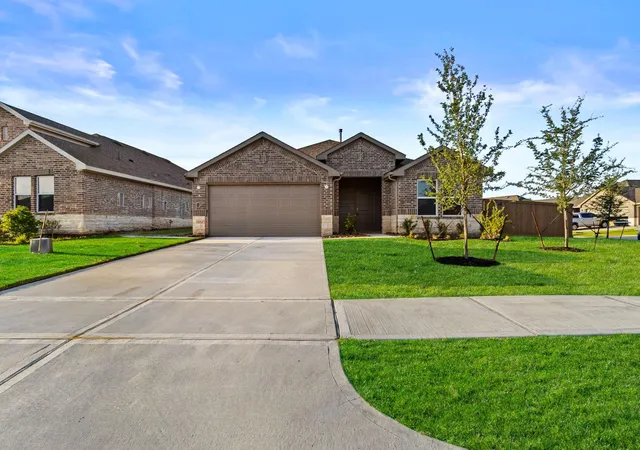 Homes for sale in Dayton, TX | 240 Ice Shore Trl, Dayton, TX 77535 | MLS# 38607576