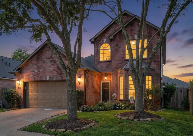 Homes for sale in League City, TX | 6159 Warrington Ln, League City, TX 77573 | MLS# 94529976