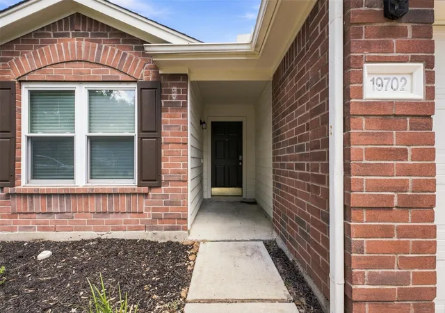 Photo 2 of Single family home for sale at 19702 Canyon Gate Ct, Katy, TX 77450 | MLS# 2107077 | Listing updated on 2026-09-11