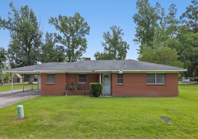 2nd image of 607 Walker Ave, Cleveland, TX 77327 | MLS# 81177612