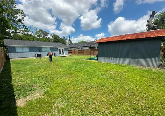 Photo 3 of Single family home for sale at 1514 W 21st Street, Houston, TX 77008 | MLS# 12282886 | Listing updated on 2026-05-22