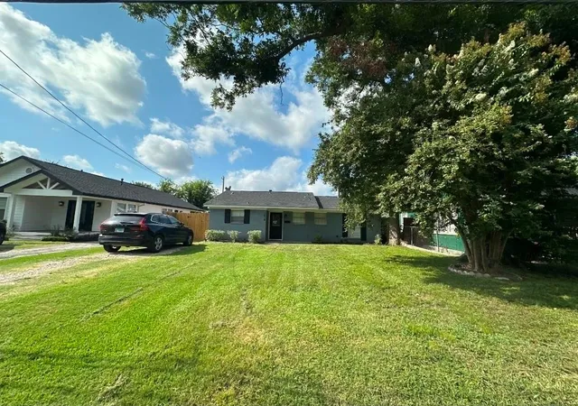 Photo 4 of Single family home for sale at 1514 W 21st Street, Houston, TX 77008 | MLS# 12282886 | Listing updated on 2026-05-22