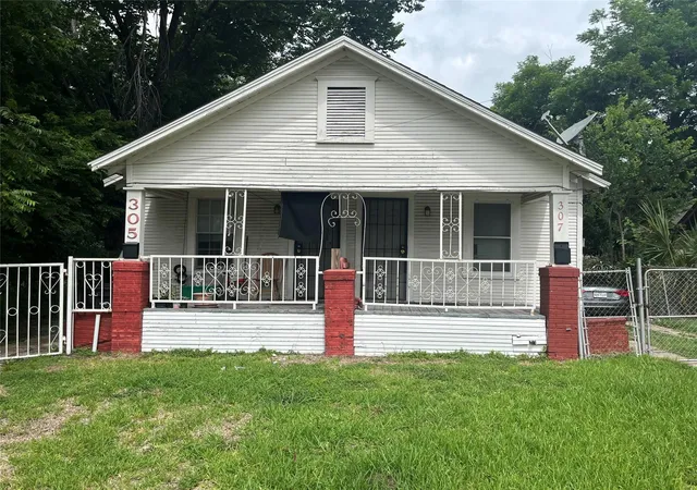 1st image of 305 N Bryan St, Houston, TX 77011 | MLS# 49930803