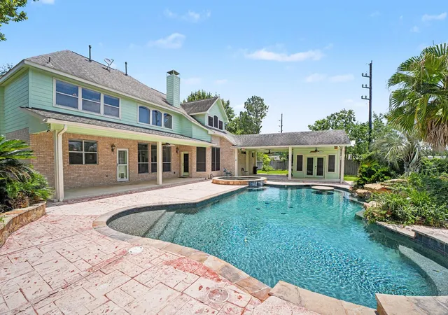 Photo 1 of Single family home for sale at 17303 Village Breeze Dr, Tomball, TX 77377 | MLS# 23809351 | Listing updated on 2026-09-13