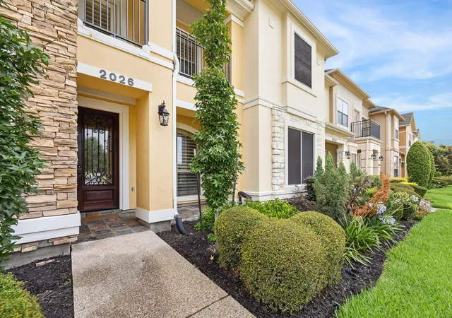 4th image of 2026 Palm Forest Ln, Houston, TX 77077 | MLS# 46627026