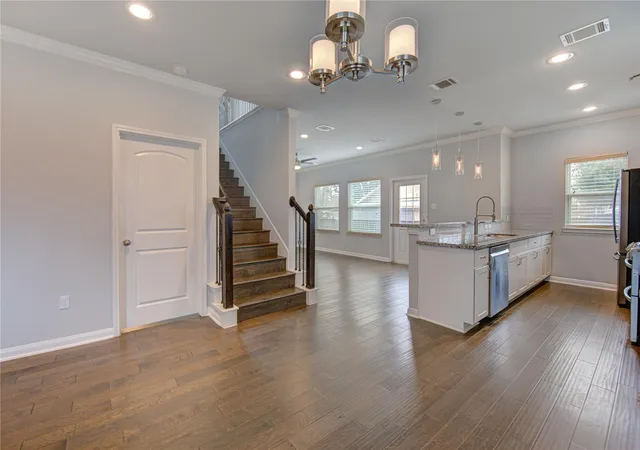 Homes for sale in Houston, TX | 1115 Bunton St, Houston, TX 77009 | MLS# 77779246