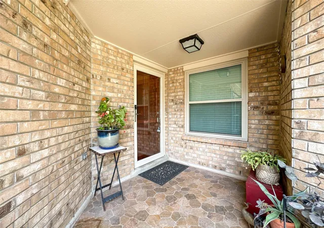 3rd image of 3530 Teakwood Ln, Pearland, TX 77584 | MLS# 53662350