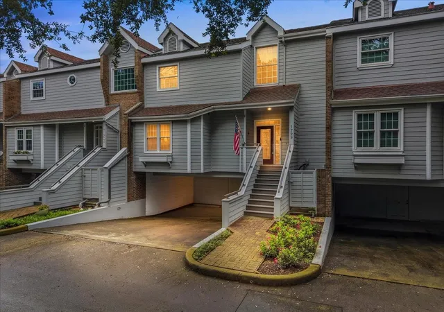 2nd image of 1729 Enterprise Ave, League City, TX 77573 | MLS# 90068025
