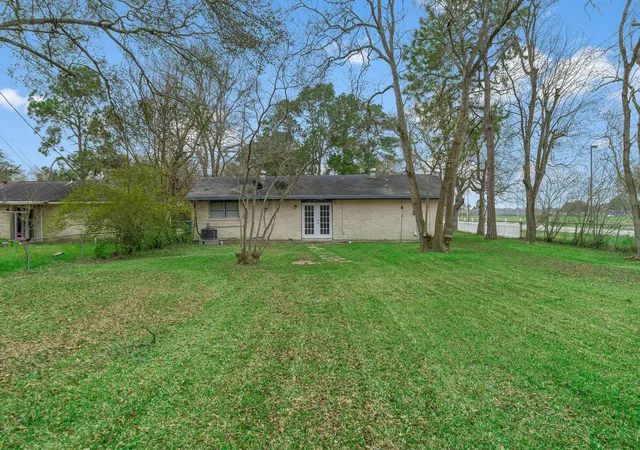 18th image of 3230 Virginia St, La Marque, TX 77568 | MLS# 39874132