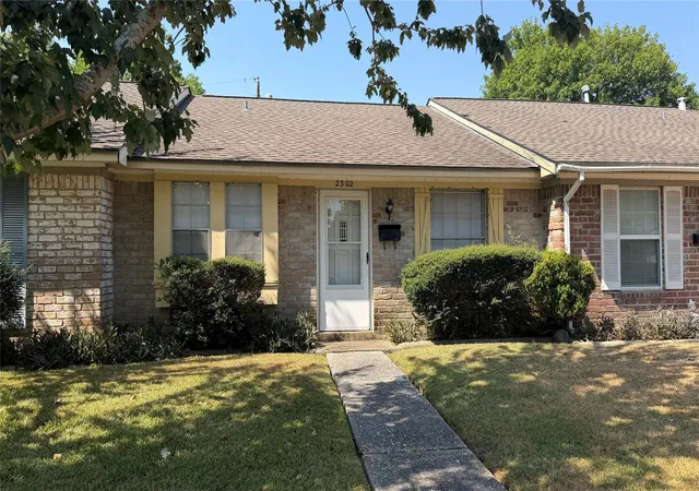 Photo 1 of Sale Pending at 2302 Buchanan Dr, Baytown, TX 77520 | MLS# 65610775 | Listing updated on 2026-09-19
