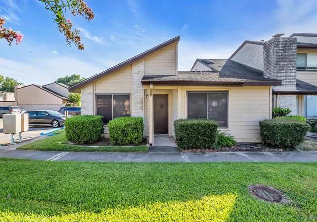 1st image of 12429 S Dairy Ashford Rd #2429, Houston, TX 77099 | MLS# 95861158