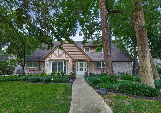 1st image of 13506 Apple Tree Rd, Houston, TX 77079 | MLS# 60781583