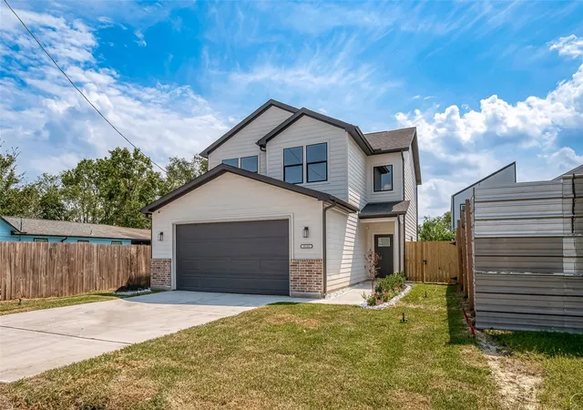 4th image of 8128 Chateau St, Houston, TX 77028 | MLS# 96239392