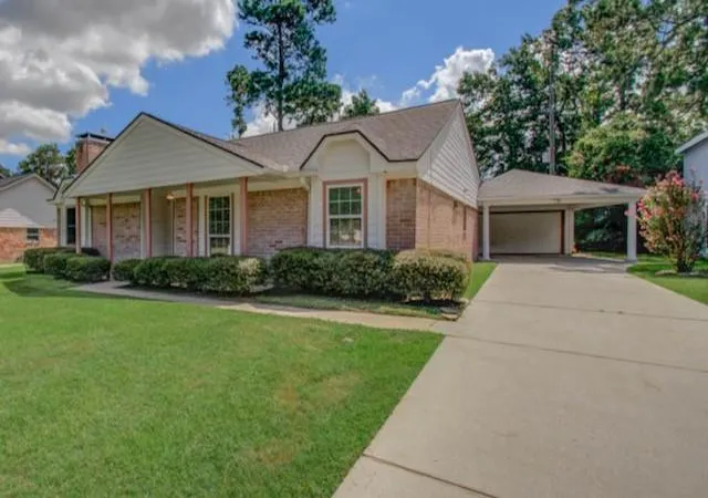 Photo 2 of Sale Pending at 28706 Savannah Dr, Shenandoah, TX 77381 | MLS# 84456425 | Listing updated on 2026-09-03
