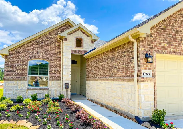 Single family home for sale at 2220 Manila Ln, La Marque, TX 77568 | MLS# 53792072 | Listing updated on 2025-05-22