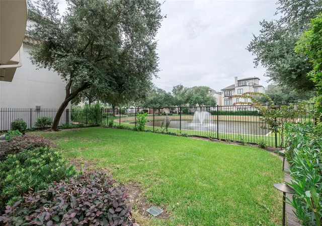 Homes for sale in Houston, TX | 6334 Mystic Bridge Dr, Houston, TX 77021 | MLS# 72911768