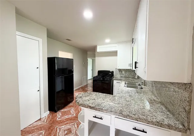 5th image of 3009 Robinson Blvd, Texas City, TX 77590 | MLS# 57535801
