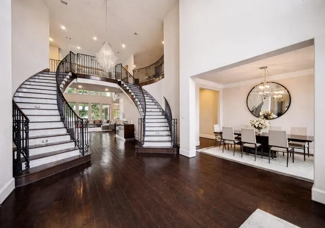 5th image of 79 Amber Hollow Ct, Sugar Land, TX 77479 | MLS# 65975669