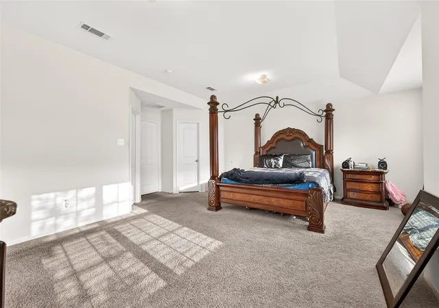 Photo 4 of Single family home for sale at 10538 Pine Landing Dr, Houston, TX 77088 | MLS# 83635923 | Listing updated on 2026-05-18