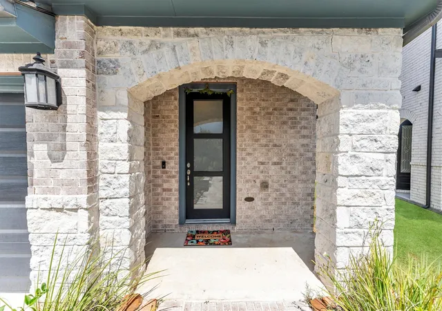 Photo 3 of Single family home for sale at 15214 Spanish Ranchos Way, Cypress, TX 77433 | MLS# 15692036 | Listing updated on 2026-09-21