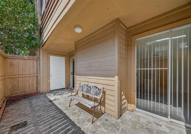 37th image of 10555 Turtlewood Ct #210, Houston, TX 77072 | MLS# 13218161