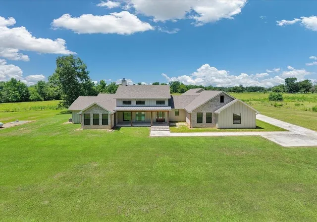 1st image of 176 Royce Oliver Rd, Lufkin, TX 75904 | MLS# 96555095
