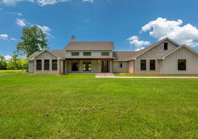 2nd image of 176 Royce Oliver Rd, Lufkin, TX 75904 | MLS# 96555095
