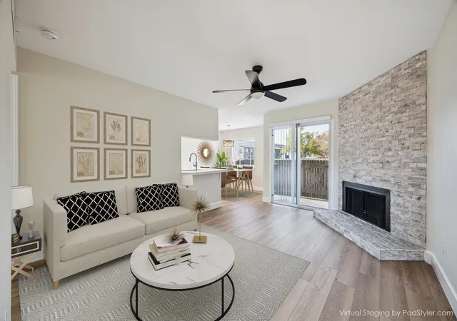 1st image of 18800 Egret Bay Blvd #907, Houston, TX 77058 | MLS# 31437034