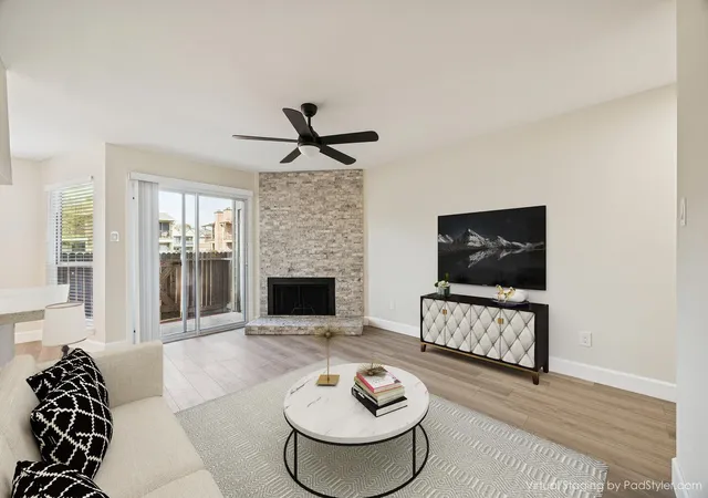 3rd image of 18800 Egret Bay Blvd, Houston, TX 77058