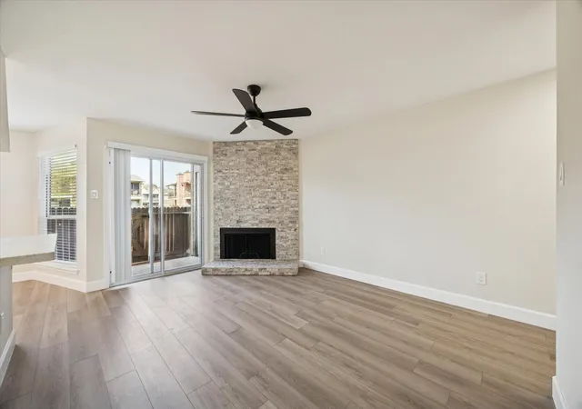 4th image of 18800 Egret Bay Blvd, Houston, TX 77058