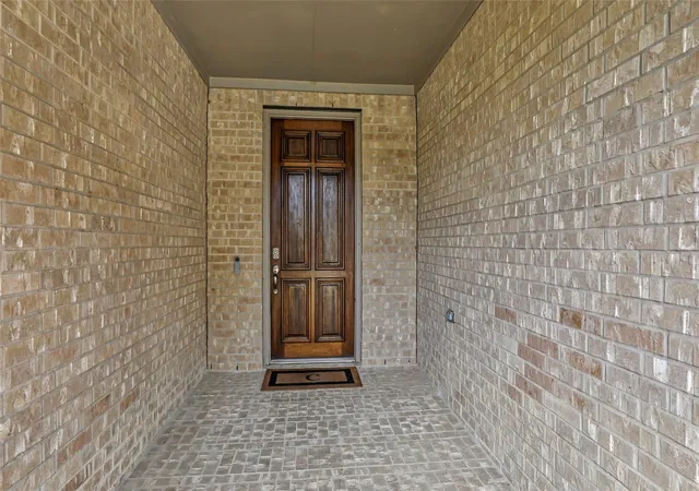 Photo 3 of Single family home for sale at 18215 E Bayonne Channel Ct, Houston, TX 77044 | MLS# 17076439 | Listing updated on 2026-07-29