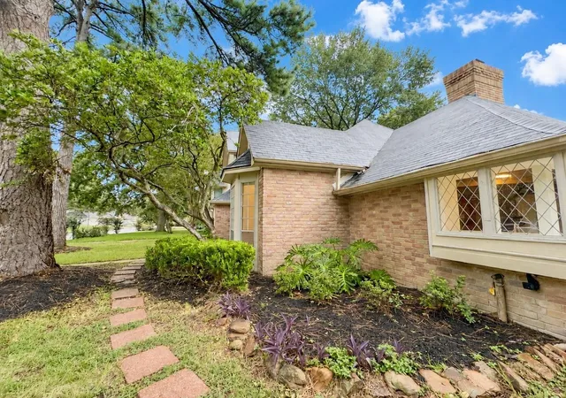 Photo 3 of Single family home for sale at 11423 Canyon Trl Dr, Houston, TX 77066 | MLS# 46865277 | Listing updated on 2026-09-13