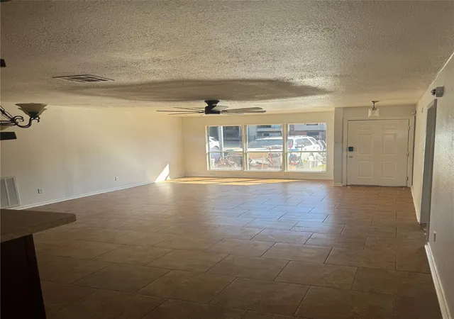 4th image of 9626 Keegan Rd, Houston, TX 77099 | MLS# 85101794