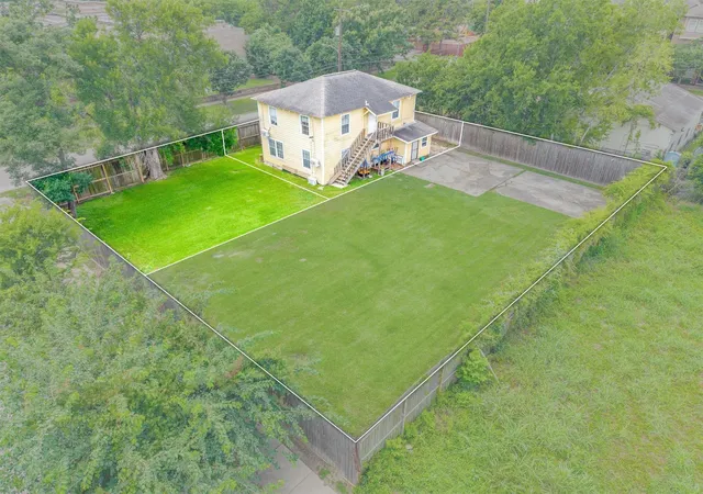 4th image of 4233 Dupont St, Houston, TX 77021 | MLS# 91821390
