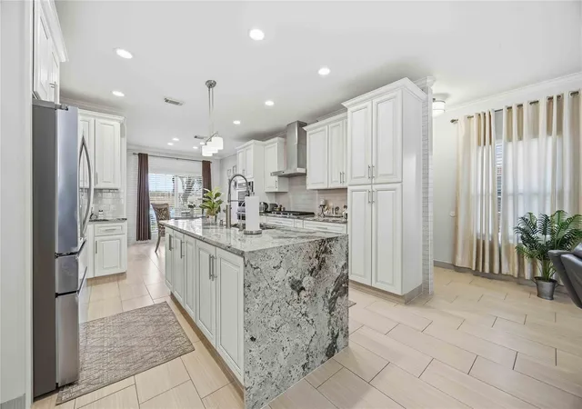 Photo 4 of Single family home for sale at 19219 Brk Village Rd, Houston, TX 77084 | MLS# 64187040 | Listing updated on 2026-09-11
