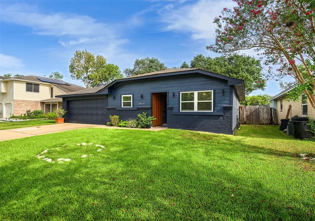 Photo 3 of Sale Pending at 18514 Andalusian Dr, Cypress, TX 77433 | MLS# 71448457 | Listing updated on 2026-09-14