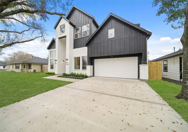 1st image of 7407 Janak Dr, Houston, TX 77055 | MLS# 35333300