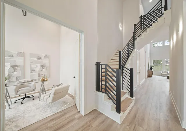 5th image of 7407 Janak Dr, Houston, TX 77055 | MLS# 35333300