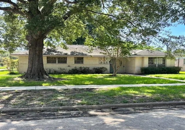 Photo 1 of Single family home for sale at 2342 Welk St, Houston, TX 77034 | MLS# 43103823 | Listing updated on 2026-09-01