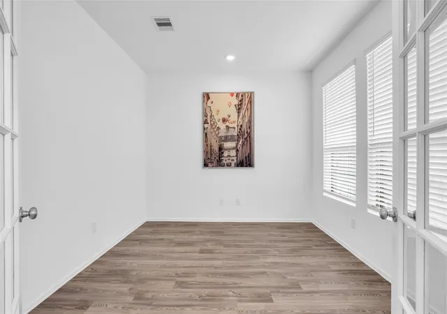 Photo 3 of Single family home for sale at 9454 Brookwood Bnd Dr, Baytown, TX 77521 | MLS# 64616552 | Listing updated on 2026-09-12