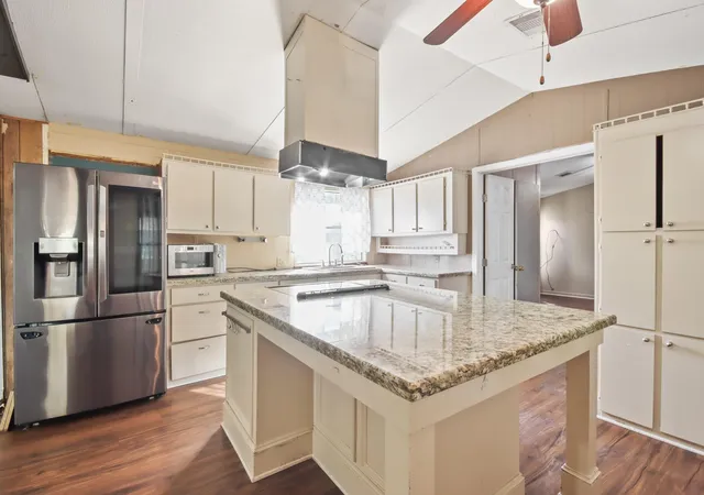 Photo 1 of Sale Pending at 17317 E Greenleaf Ln, Conroe, TX 77306 | MLS# 36360734 | Listing updated on 2026-08-24