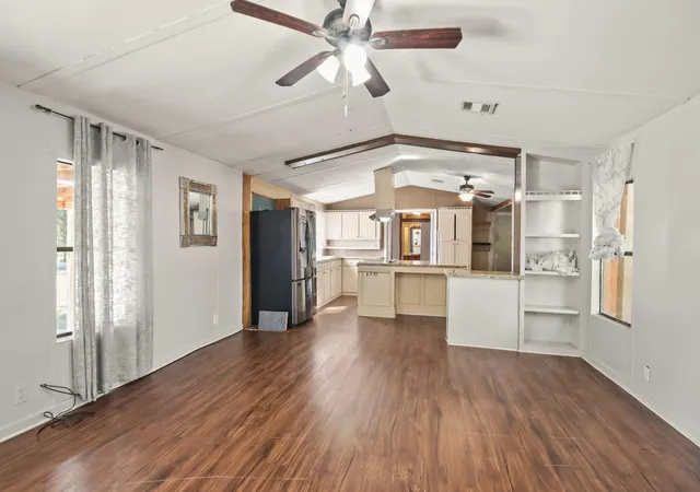 Photo 3 of Sale Pending at 17317 E Greenleaf Ln, Conroe, TX 77306 | MLS# 36360734 | Listing updated on 2026-08-24