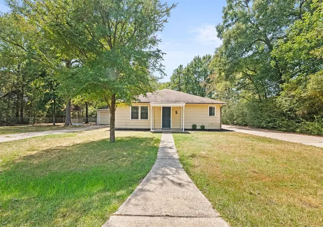 Photo 1 of Single family home for sale at 5 Top Flite Ln, Trinity, TX 75862 | MLS# 31947017 | Listing updated on 2026-08-28
