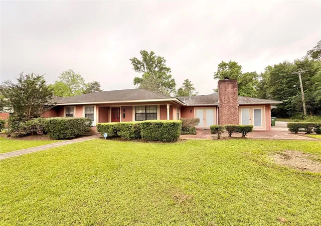 Photo 3 of Sale Pending at 2735 Webster St, Liberty, TX 77575 | MLS# 46830011 | Listing updated on 2026-09-27