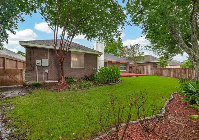 5th image of 2743 N Larkspur Cir, Pearland, TX 77584 | MLS# 64367076