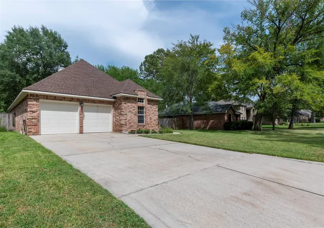 Photo 2 of Single family home for sale at 3138 Pine Chase Dr, Montgomery, TX 77356 | MLS# 83492931 | Listing updated on 2026-08-18