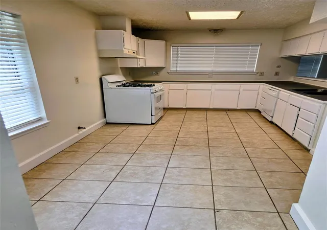 4th image of 2707 Echo St, The Woodlands, TX 77380 | MLS# 94708714