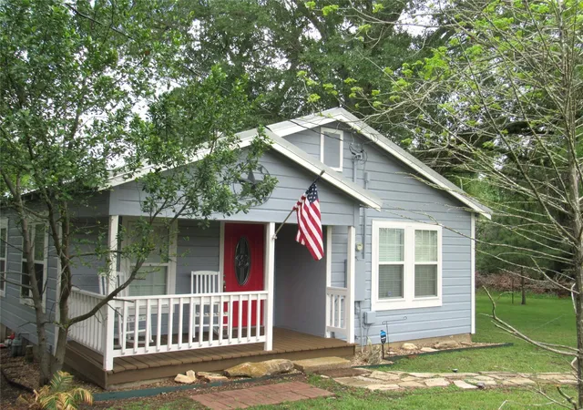 1st image of 1013 Prairie Lea St, Brenham, TX 77833 | MLS# 12674043