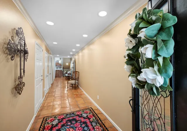 5th image of 726 Montclair Blvd, Sugar Land, TX 77478 | MLS# 17133456